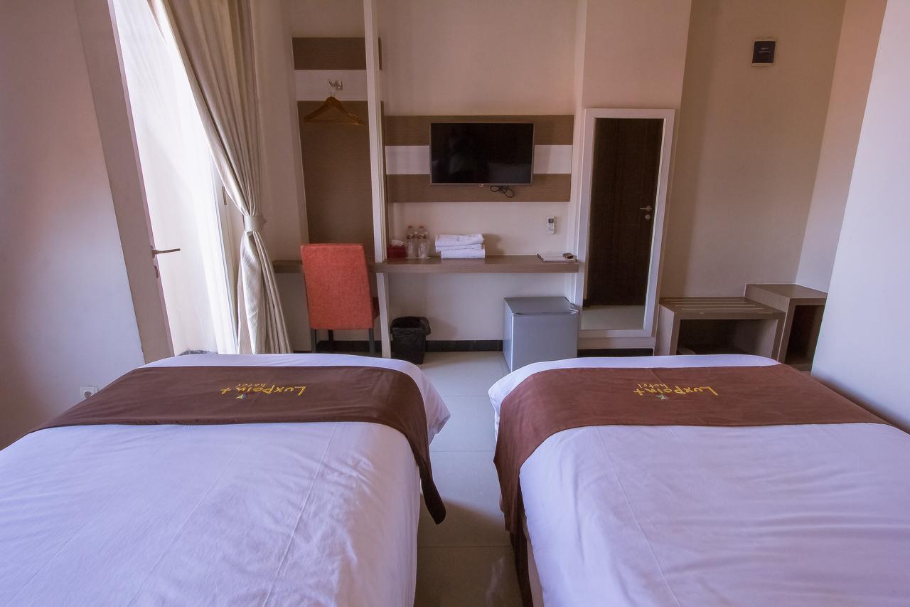 Luxpoint Hotel Baratajaya Surabaja Exteriér fotografie