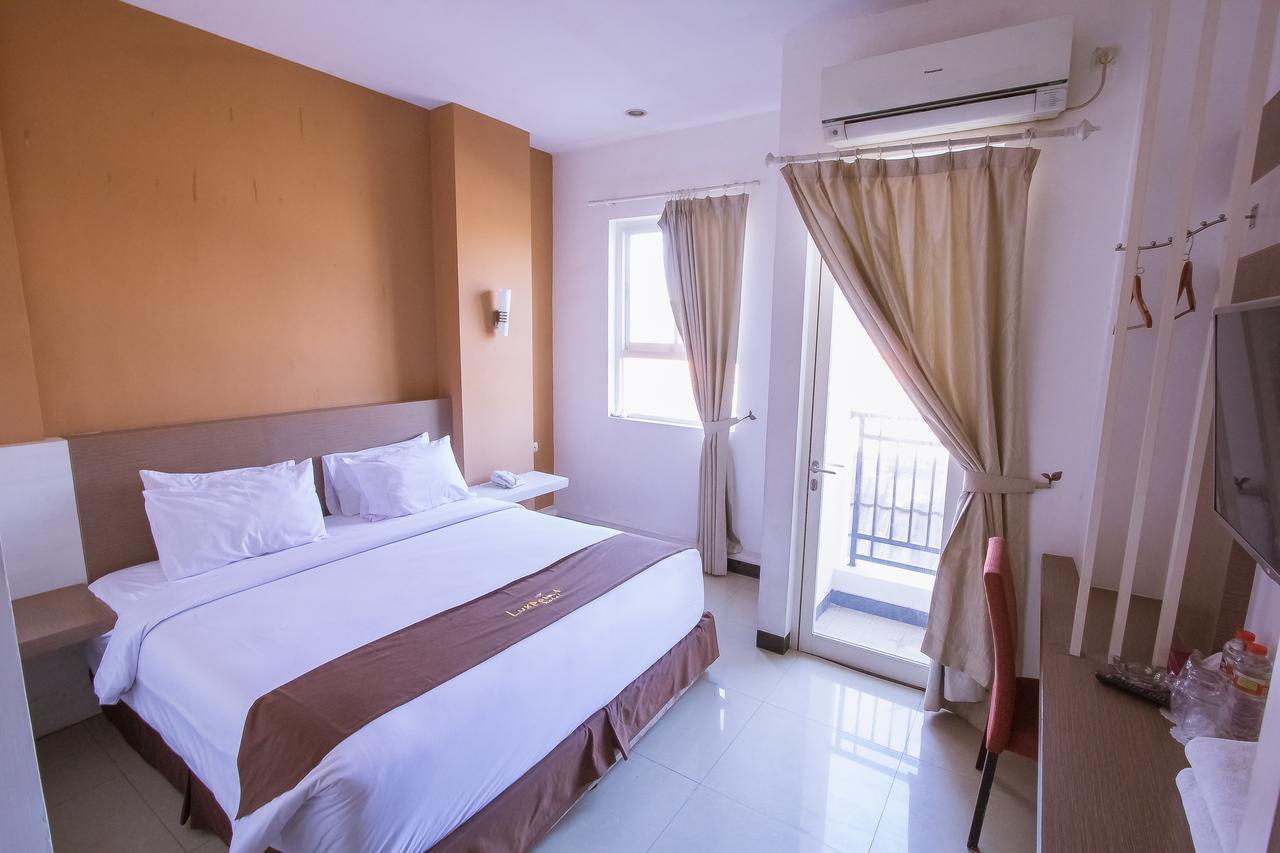 Luxpoint Hotel Baratajaya Surabaja Exteriér fotografie
